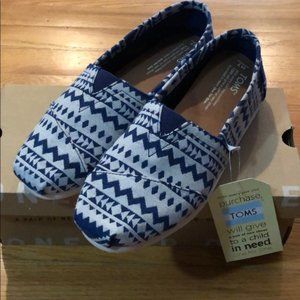 TOMS classic slip-on shoes